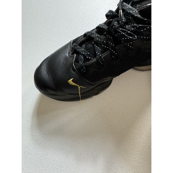 Nike LeBron 19 Low Witness Black University Gold DH1270-002 Mens Size 8 - Picture 3 of 8